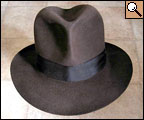 Le chapeau mis en forme